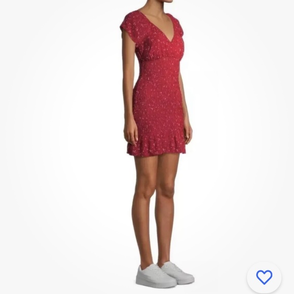 No Boundaries Brilliant Red Floral Smock Dress Medium(7-9) NEW - Picture 3 of 7